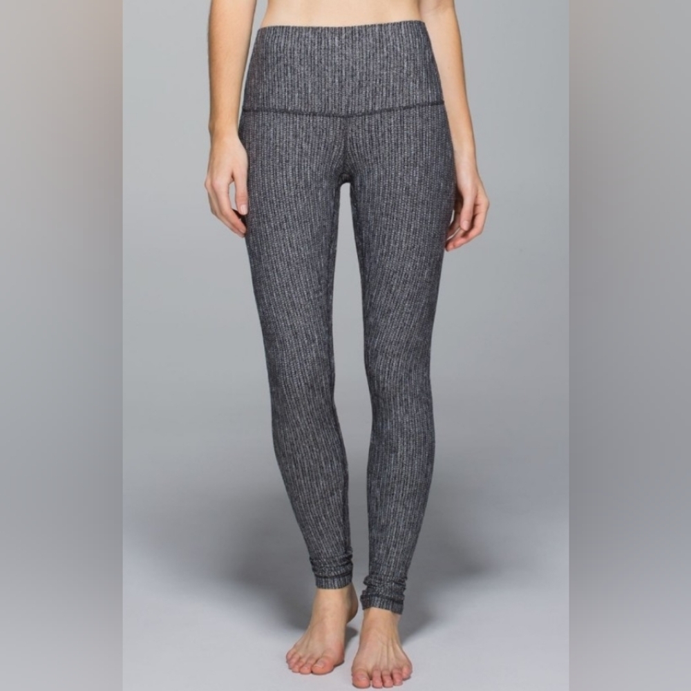 Lululemon Wunder Under Pant (Roll Down) Coco Pique Black Size 4
